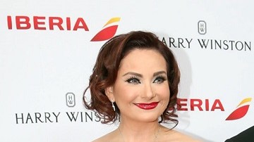 Jorge Salinas no pudo estar presente en el parto de Elizabeth Álvarez, pero estuvo al pendiente a través de la tecnología.