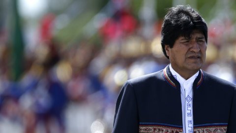 El presidente de Bolivia cree que la Embajada de EE.UU. orquesta un plan para evitar su reelección.
