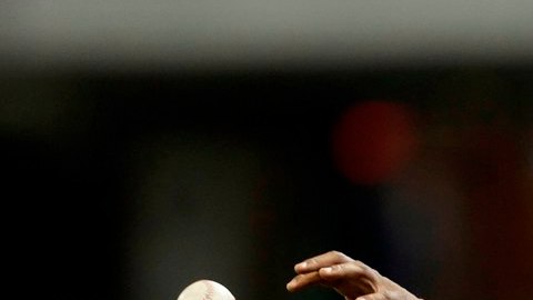 Sabathia, de 35 años, se fue 6-10 con una efectividad de 4.73 la temporada pasada.
