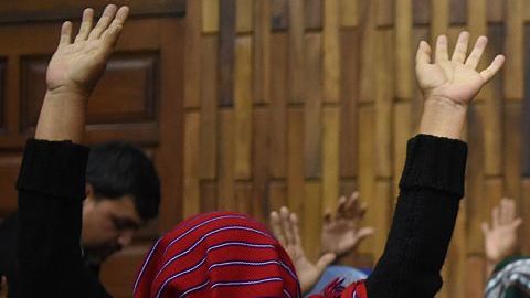 Durante las audiencias, muchas de las mujeres aparecieron con sus cabezas y rostros cubiertos.