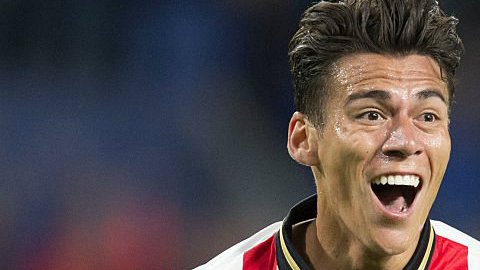 El defensa sinaloense igualó su mejor marca goleadora con este tanto en la Copa de Holanda.