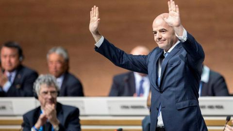 Varios han expresado su aprobación de Gianni Infantino como nuevo presidente de FIFA en redes sociales.