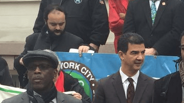 El concejal Jumanee Williams es uno de los legisladores de la ciudad que apoya el proyecto.