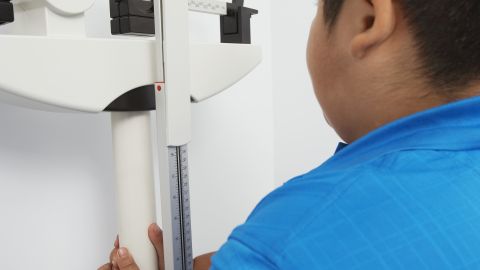 La obesidad infantil debe tratarse rápida y eficazmente.