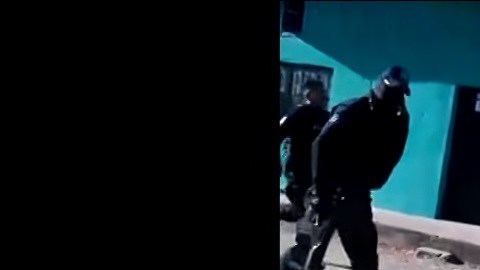 Denuncian que policías huyen mientras llega comando a comunidad de Sinaloa.