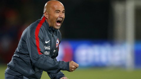 En los próximos días, Sampaoli viajará a Europa, quizá para reunirse con la directiva "Blue".