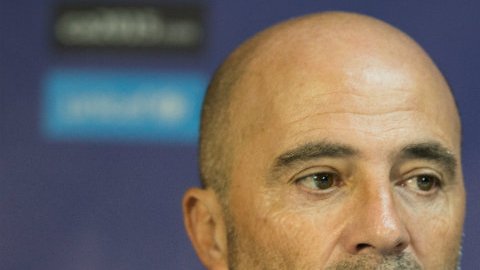 Sampaoli explicó que por tiempos, no pudo llegar al banquillo del Tricolor.
