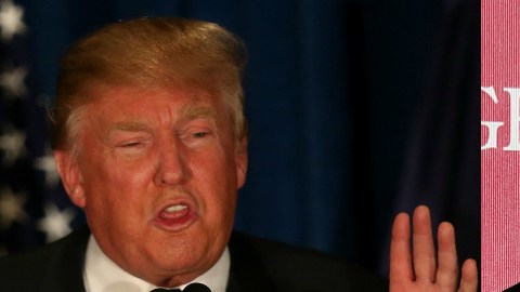 La comedia de 50 minutos se mofa del multimillonario neoyorquino que acaba de conseguir la victoria en las primarias de New Hampshire.