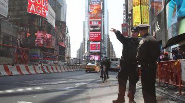 Policias del NYPD y MTA patrullan la ciudad luego de los atentados terroristas en Bélgica. Mariela Lombard/El Diario NY.