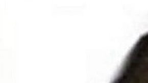 Imágenes facilitadas por la Interpol, que muestran los rostros de Jalid El Bakrau (d) y Brahim El Bakraui (i), presuntos autores de los atentados en Bruselas.