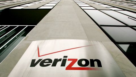 VERIZON COMPRA ALLTEL