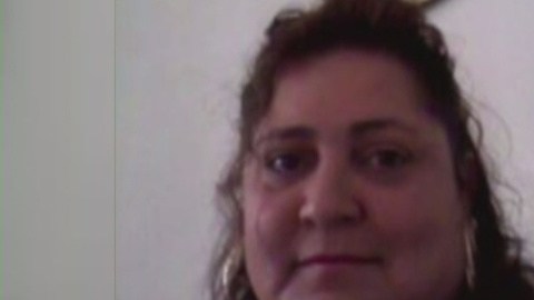 Melissa McMullin, de 44 años de edad, intentó quitarse la vida debido al desalojo de su vivienda.