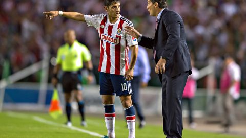 Ángel Reyna arremetió con el 'Chepo' de la Torre.