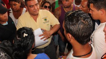 Cubanos varados en Panamá piden solución.
