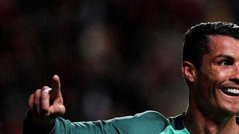 Cristiano se sacudió la racha sin anotar con Portugal.