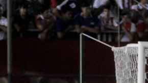 Dani Alves salvó a Brasil del desastre en Asunción.