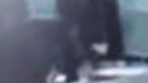 Brahim El Bakraui (al centro)  fue uno de los dos suicidas del aeropuerto de Bélgica.