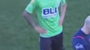 Increíble, pero cierto: los camilleros volvieron a hacer de las suyas.