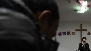 Las iglesias clandestinas de Pekín buscan predicar el cristianismo con independencia del Partido Comunista.