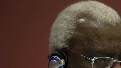 Lamine Diack será investigado por tráfico de influencias.