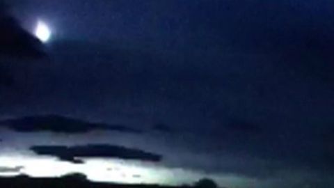 El fenómeno fue visto en un extenso radio.