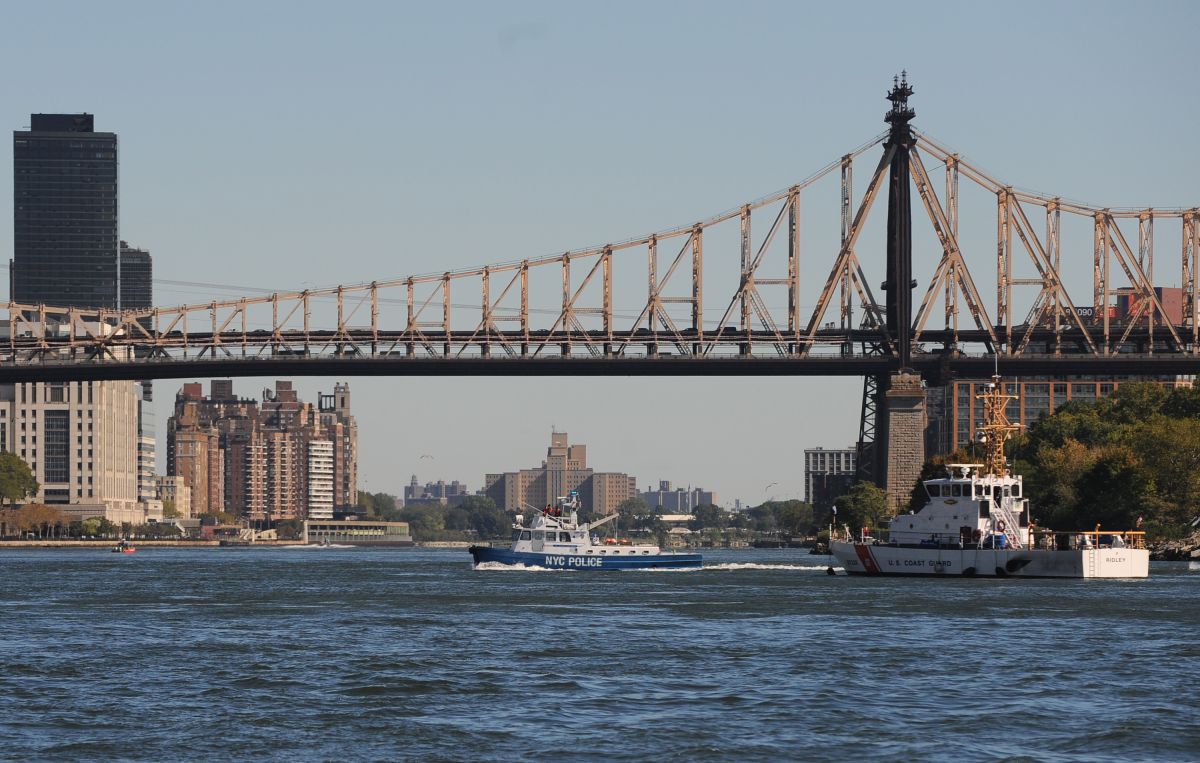 El nuevo sistema de ferrys operará a través del East River.