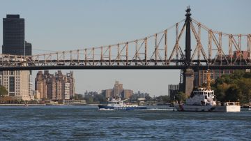 El nuevo sistema de ferrys operará a través del East River.