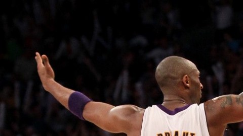 ¿El tributo a Kobe Bryant o la magia de Iniesta y el Barcelona contra el Real Madrid?