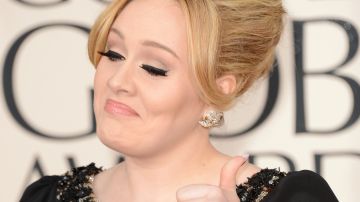 Adele está muy orgullosa de su barba y no se avergüenza de su bello facial.