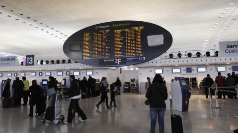 El niño fue detenido el 21 de marzo en el aeropuerto Roissy-Charles de Gaulle, en París.