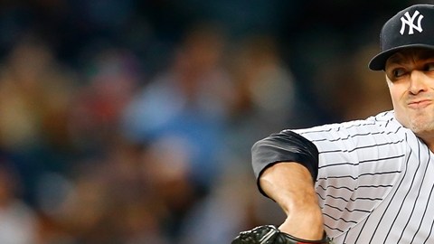 Andrew Miller durante un juego en Yankee Stadium en 2015.