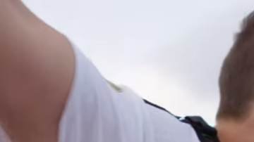 Los jugadores del Rosenborg se divirtieron como niños al tratar de conseguir esta hazaña.