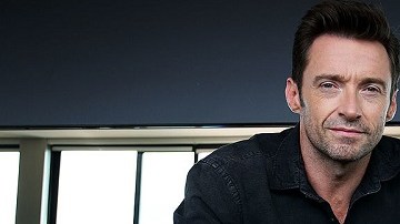 El actor Hugh Jackman es popular por sus personajes de hombre con súper poderes, que ahora parece reforzar con actos de la vida real.