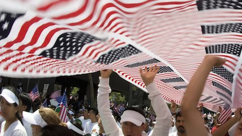 El movimiento #IAmAnImmigrant busca honrar a las familias inmigrantes que aportan al poder de Estados Unidos.