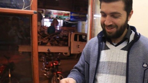 Rebeldes celebran los mortíferos ataques en Bruselas.