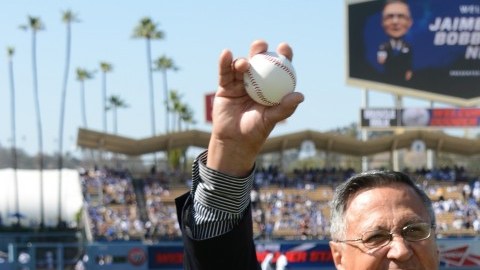 Jaime Jarrín, narrador de los juegos de Dodgers en español.