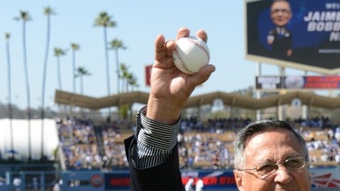 Jaime Jarrín, narrador de los juegos de Dodgers en español.