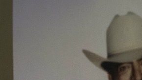 Incluso en las escenas románticas, Figueroa se ha portado como todo un profesional de la actuación.