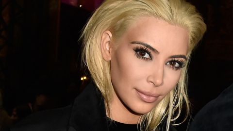 Algunas celebrities han criticado a Kim por dar un mal ejemplo a las jóvenes que la siguen en esas redes.