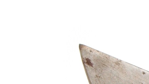 Hombre celoso agrede a tres comensales de un restaurante.