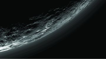 Esta imagen de capas de neblina por encima de Plutón fue tomada poren la nave espacial New Horizons de la NASA.