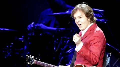 El ex Beatle, Paul McCartney, negocia la forma de poseer los derechos del catálogo Lennon/McCartney, que posee Sony.