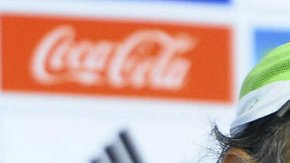 #LadyPotroGutiérrez es el hashtag que aficionados de Rayados crearon en contra del técnico.