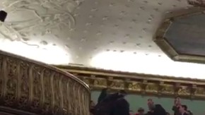 Varios de los asistentes protestaron en contra del Plan de Vivienda Asequible impulsado por el alcalde Bill de Blasio.