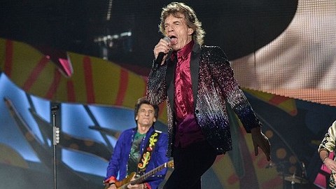 The Rolling Stones cumplió con su concierto pese a que según un allegado, en realidad querían respetar el pedido del papa.