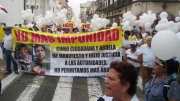 Veracruzanos marchan par exigir justicia en el caso de menor violada.