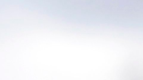La tensión entre los refugiados de los centros de acogida y los campamentos informales en Grecia aumenta días después de la aplicación del acuerdo entre la Unión Europea y Turquía.
