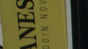 Miembros de sindicatos  y estudiantes marchan el 1 de abril 2016 por las calles de Chicago, Illinois, para pedir un alto en los recortes a la educación.