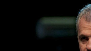 Pese a estar en medio del escándalo, Aguirre renovó contrato con el Al-Whada hasta 2017.