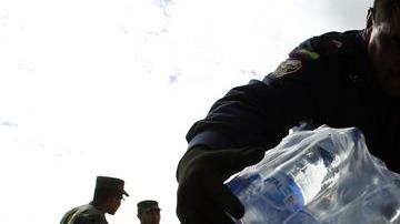 Naciones de Europa y América Latina envían víveres a los damnificados.